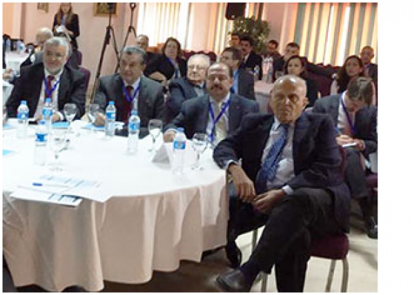 Benha University President participates in the Medical Researches Forum, Aswan