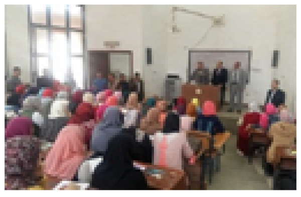 EL-kady heaps praise on the students’ and employees patriotism in his tours in some university’s faculties