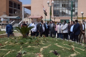 Randa Mustafa Inspects Making Masks at Benha University and Praises Workers Efforts