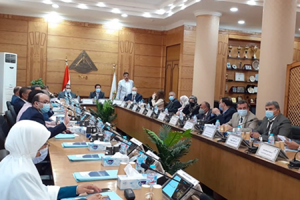 El Gizawy commends Academic and Administrative Leaders in Following up Exams